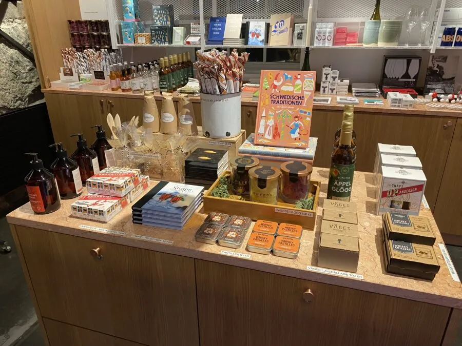 Julklappar i butiken på Spritmuseum